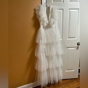 White dress for bride or special day size XL worn once.